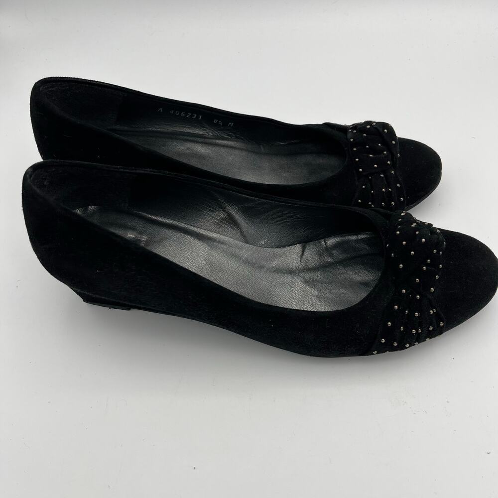 Stuart Weitzman Women's Black Suede Closed Toe Wedge Pumps Size 8 1/2 M - Picture 2 of 10